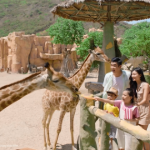 Khám phá vũ trụ giải trí tại Vinhomes Royal Island | Vui chơi quên lối về