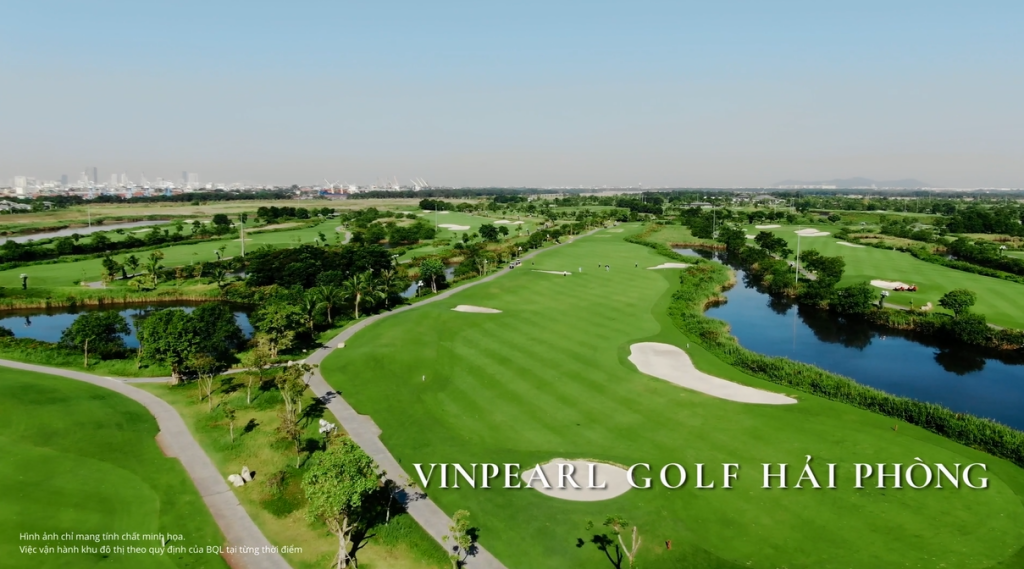 Sân golf Vinhomes Royal Island đạt chuẩn quốc tế với 36 lỗ, rộng 160 ha