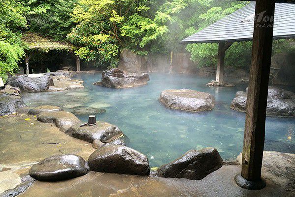 suoi khoang onsen 