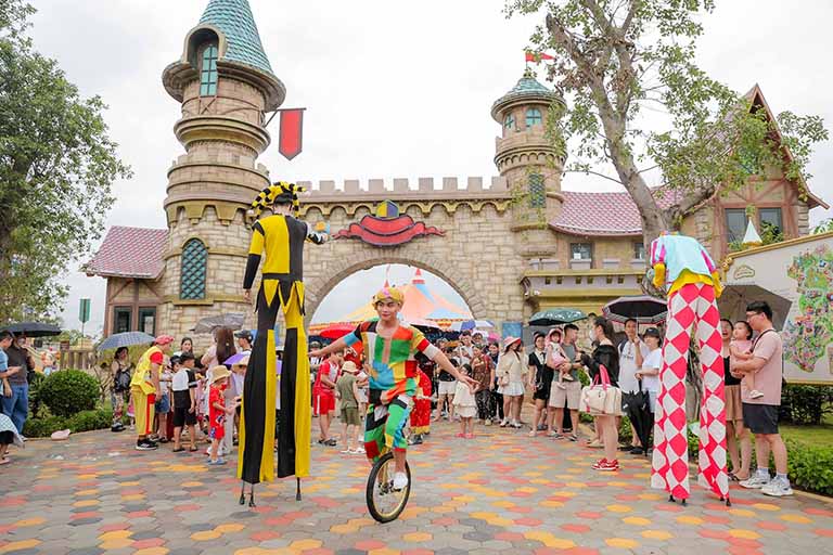 nha mau isla bella 4