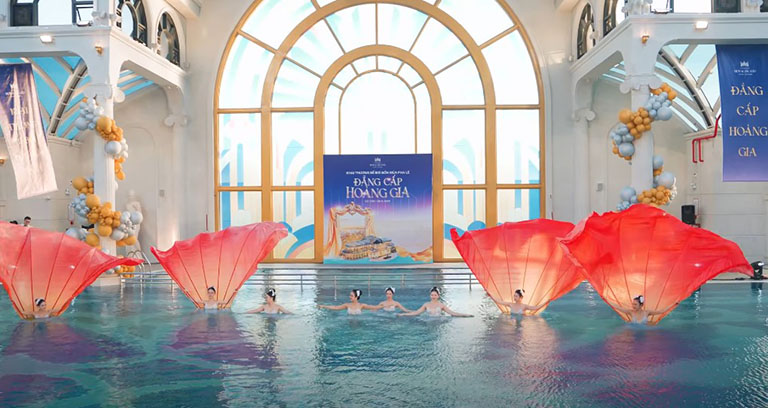 be boi pha le bon mua vinhomes royal island 6