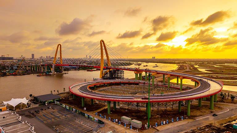 cau hoang gia ket noi xuyen tam 6