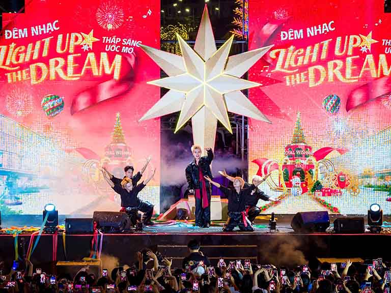 THE ROYAL WONDERLAND: THÁNG 12 BÙNG NỔ VỚI LỄ HỘI KHÔNG NGỦ! 13 the royal wonderland le hoi giang sinh 12