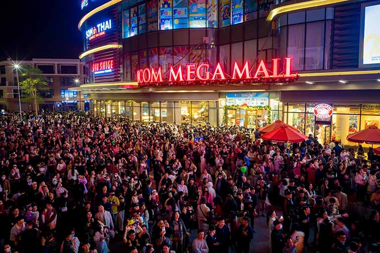 THE ROYAL WONDERLAND: THÁNG 12 BÙNG NỔ VỚI LỄ HỘI KHÔNG NGỦ! 17 the royal wonderland le hoi giang sinh 15