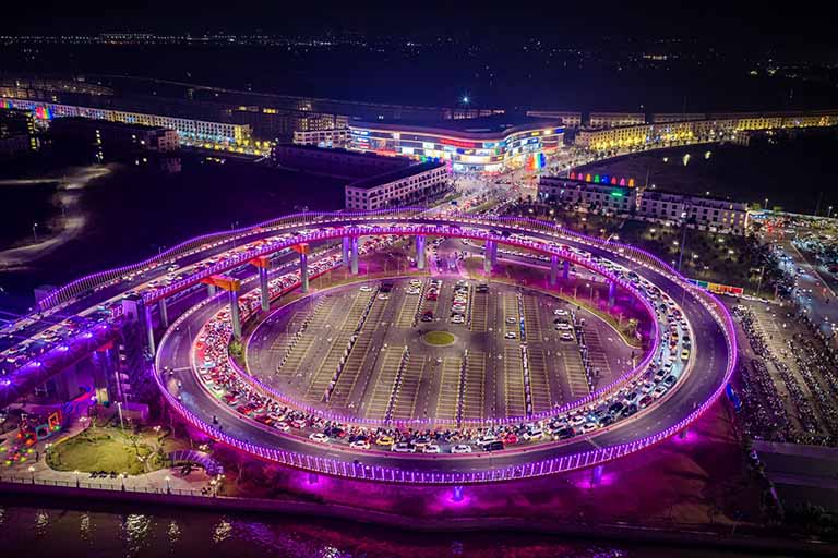 chuc mung nam moi vinhomes royal island 10