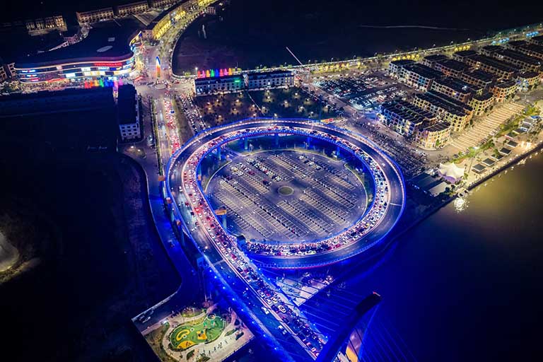 chuc mung nam moi vinhomes royal island 9