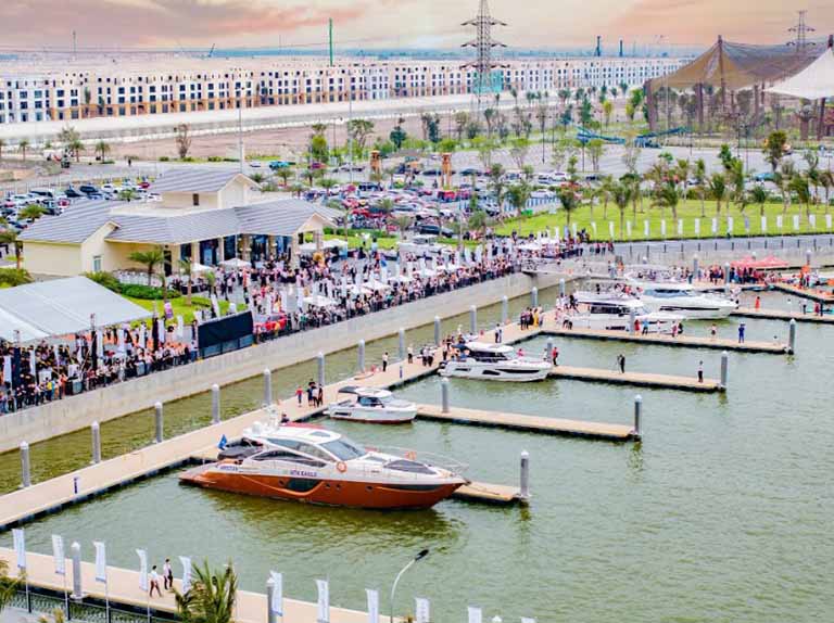 vinhomes royal island nghi duong tai gia sinh loi dot pha 2